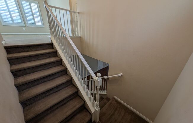 3 beds, 2.5 baths, $1,750
