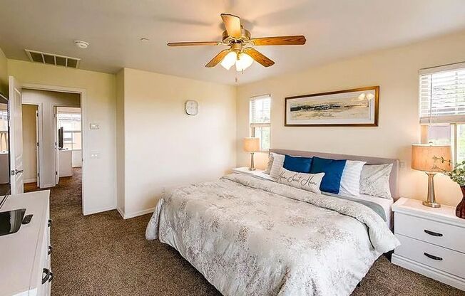 4 beds, 3 baths, $3,220, Unit # 129