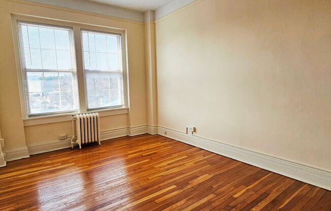 2 beds, 2 baths, 775 sqft, $1,850, Unit 505