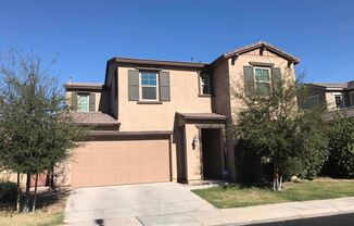 4-bedroom in gated community with community pool in Ocotillo