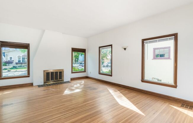 1835 Harvard Drive - 3+ bedroom | 1 full bathroom | 2 half bath