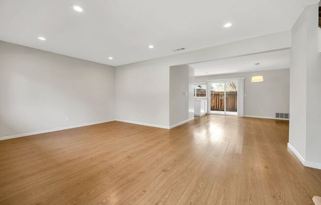 Spacious 4-Bedroom, 2.5-Bath Townhouse Close to BART & Top Schools