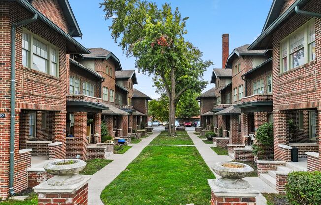 2 beds, 1 bath, 1,164 sqft, $1,200, Unit 23