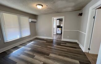 2 beds, 1 bath, $950