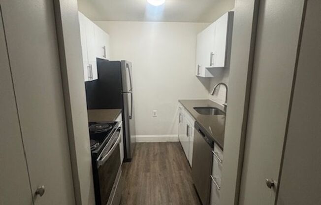 1 bed, 1 bath, 805 sqft, $1,655, Unit C-108