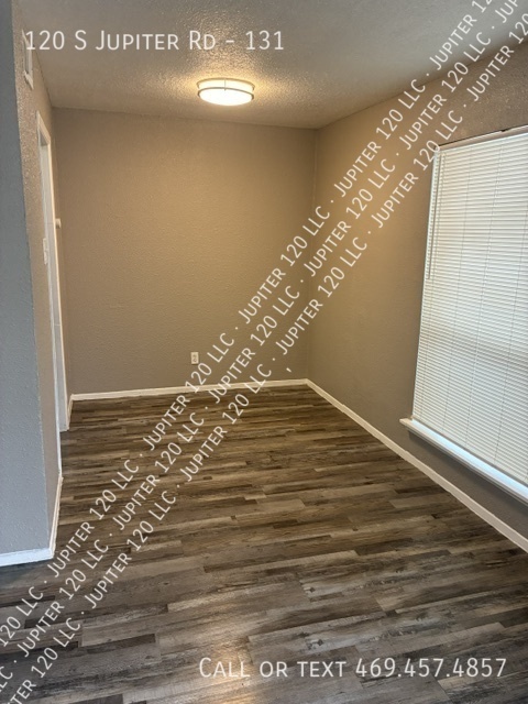 120 S JUPITER RD