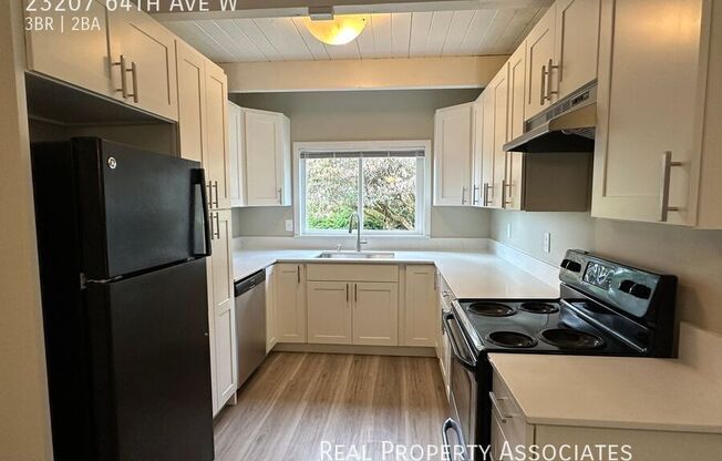 23207 64 AVE W