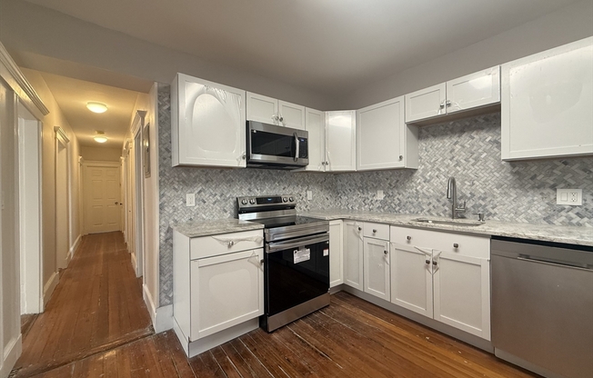 1544 DORCHESTER AVE