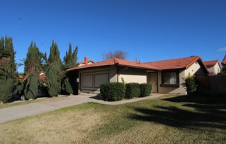 Single-Story 2-Bedroom House in Colton!