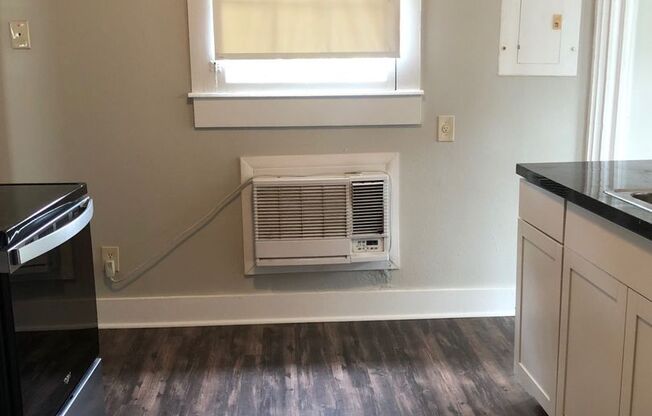 1 bed, 1 bath, $1,150