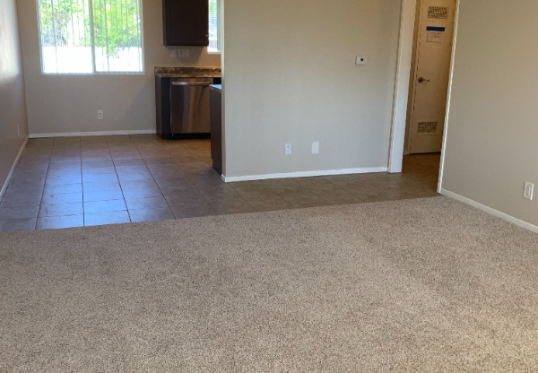 1 bed, 1 bath, 900 sqft, $1,495