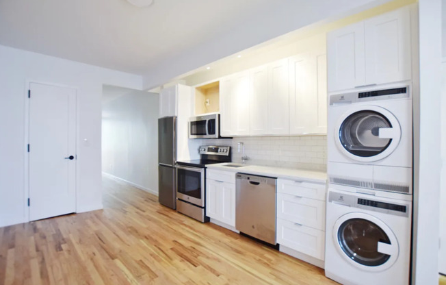 249 N 8 ST