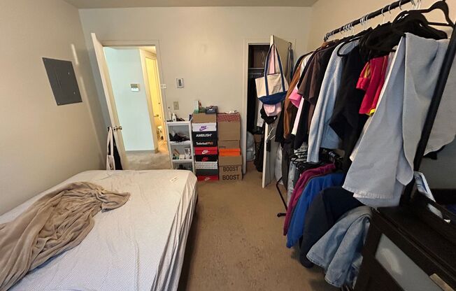 1 bed, 1 bath, $895, Unit 405