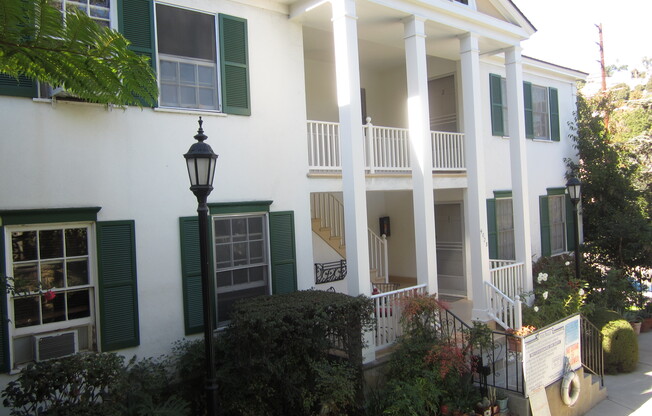 4024 4028 LOS FELIZ BLVD