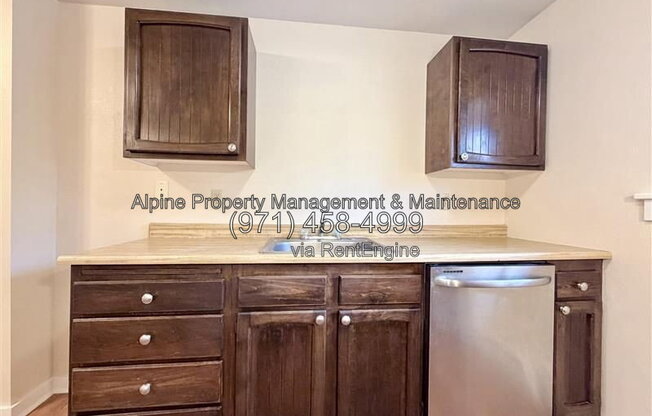 2 beds, 1 bath, 800 sqft, $1,449, Unit D