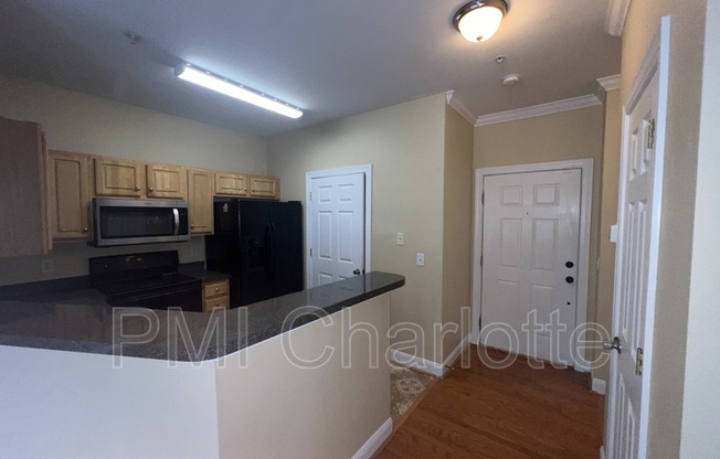 6710 MALLARD PARK DR