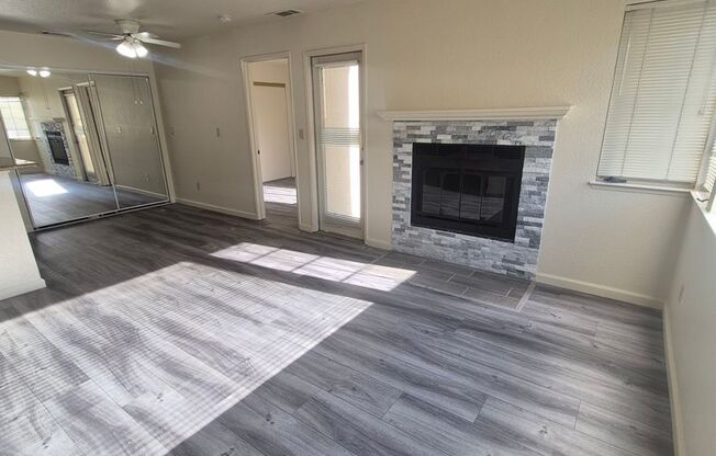 2 beds, 1 bath, 825 sqft, $1,800, Unit 203