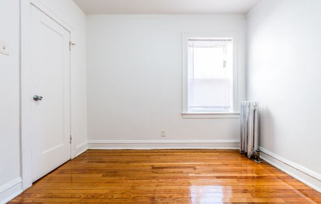 7801 S Yates