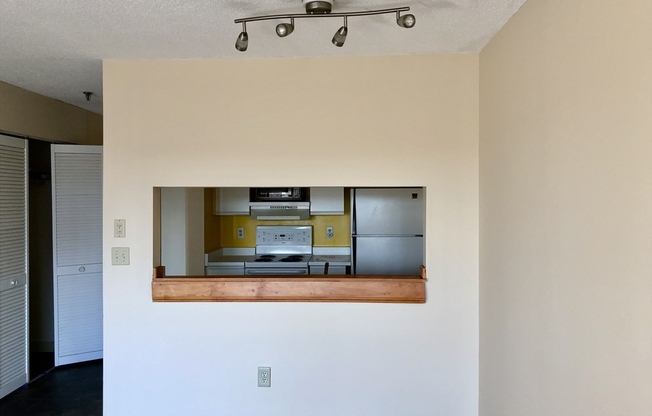 1 bed, 1 bath, 644 sqft, $2,000, Unit 519