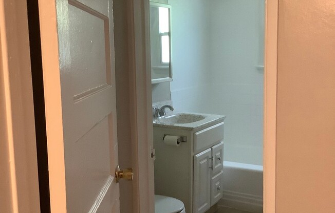 1 bed, 1 bath, 481 sqft, $2,095, Unit 36