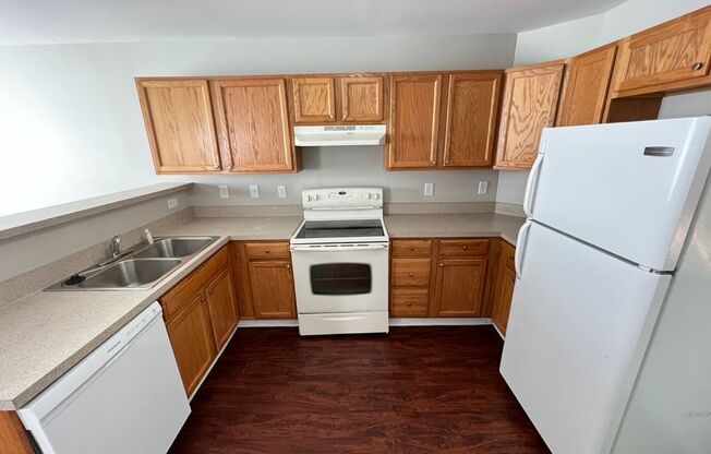 Desirable 3 Bedroom Raleigh Townhouse