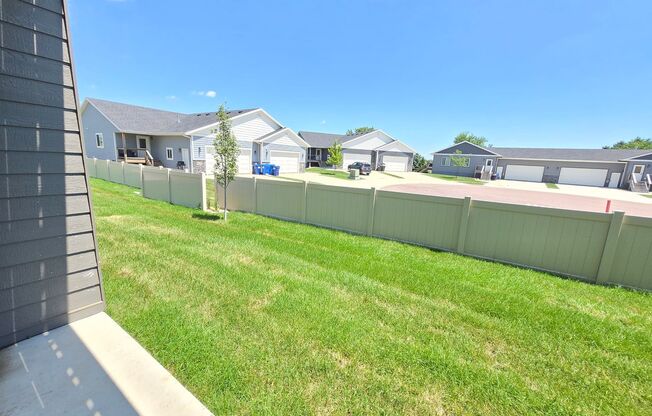 2 beds, 1 bath, 1,090 sqft, $1,230, Unit 3500 104