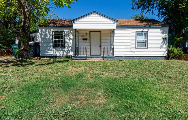 Modern 3-Bedroom Home in Prime Oklahoma City Location