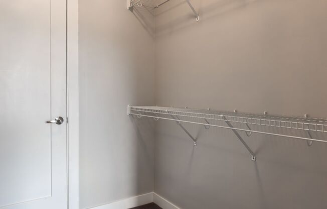 1 bed, 1 bath, 811 sqft, $1,775, Unit 839 - 202
