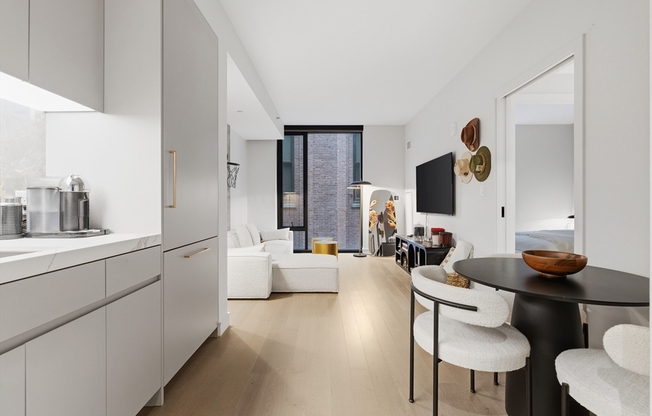 1 bed, 1 bath, 601 sqft, $4,500, Unit 309