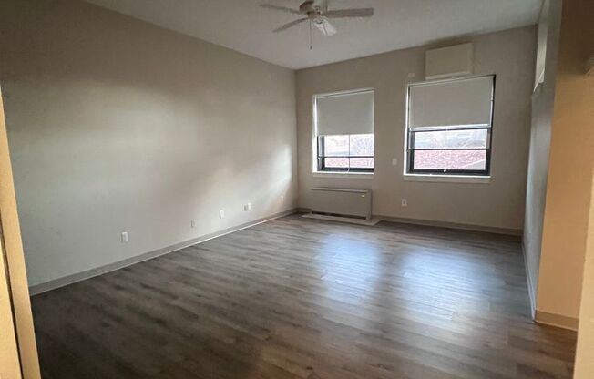 1 bed, 1 bath, 950 sqft, $2,550, Unit 103