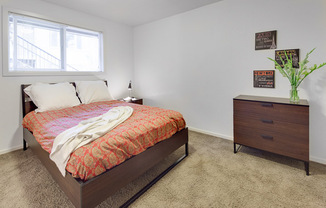 2 beds, 1 bath, 640 sqft, $1,375, Unit 155.3