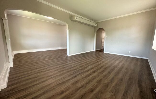 2 beds, 1 bath, 1,035 sqft, $1,595, Unit Unit 17-B