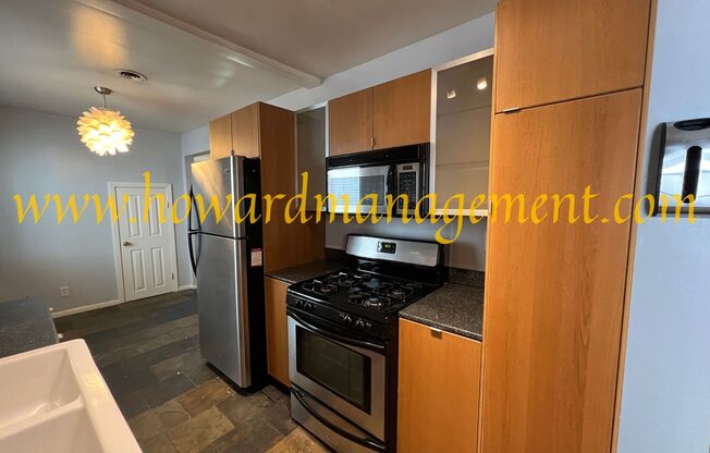 3 beds, 2 baths, 1,400 sqft, $5,295, Unit 2527