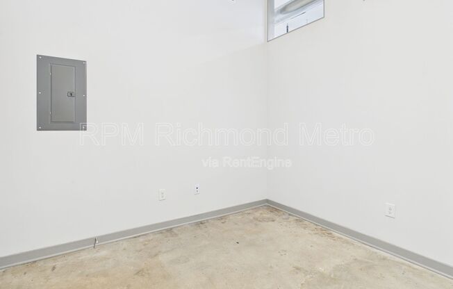 2 beds, 2 baths, 900 sqft, $1,573, Unit 120