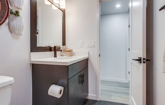 3 beds, 2 baths, 970 sqft, $3,495, Unit 4880-1