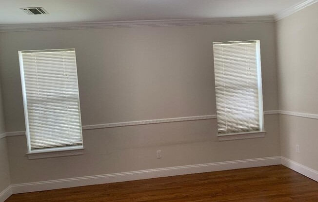 32 DUNES LN