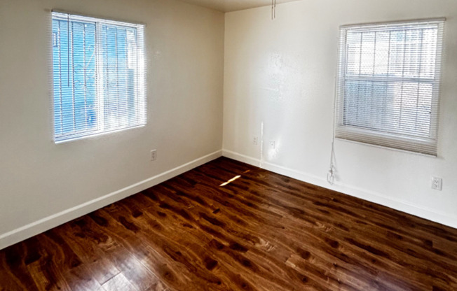 1 bed, 1 bath, $1,995, Unit 4420 1/2