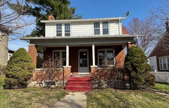 *Upcoming 4/2/24* Welcome to this charming 3-bedroom, 1-bathroom home located in Camp Hill, PA.