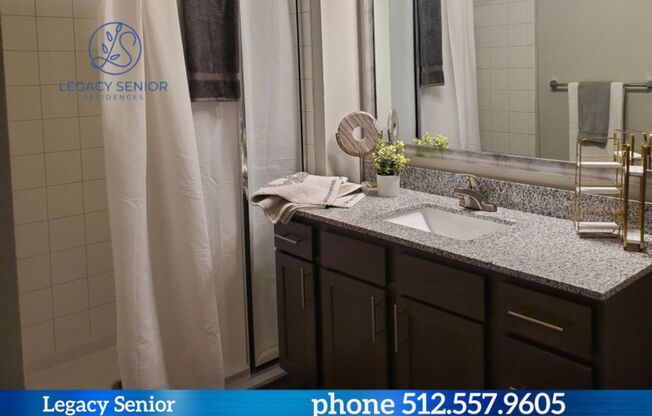 1 bed, 1 bath, 657 sqft, $1,095, Unit 255