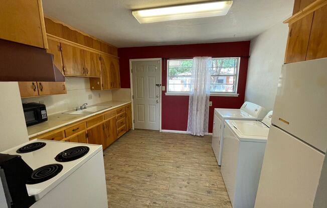 Spacious 2 Bed! - Cameo School District