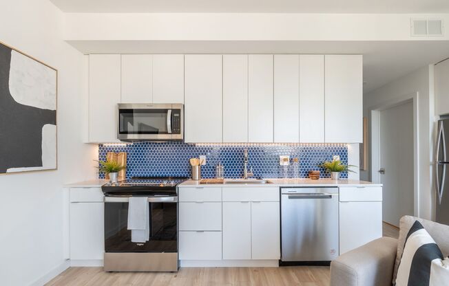 1 bed, 1 bath, $1,495, Unit S-305