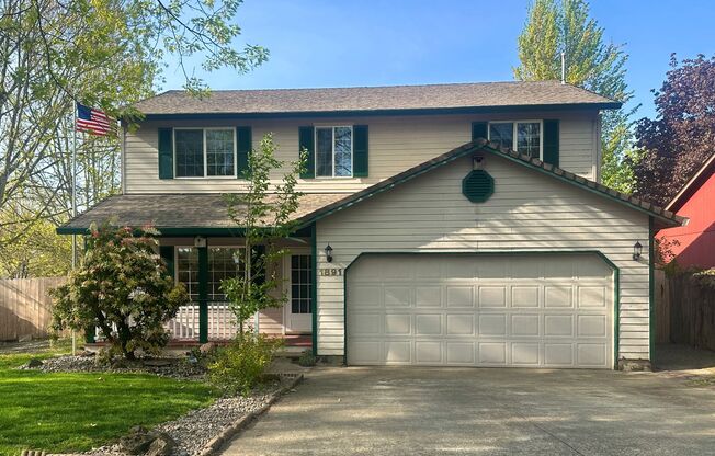 $500 off first full month 4-bedroom 2.5 Bath McMinnville OR 97128