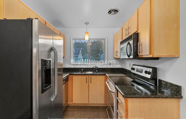 Updated One Bedroom Condo Within Walking Distance to OHSU!
