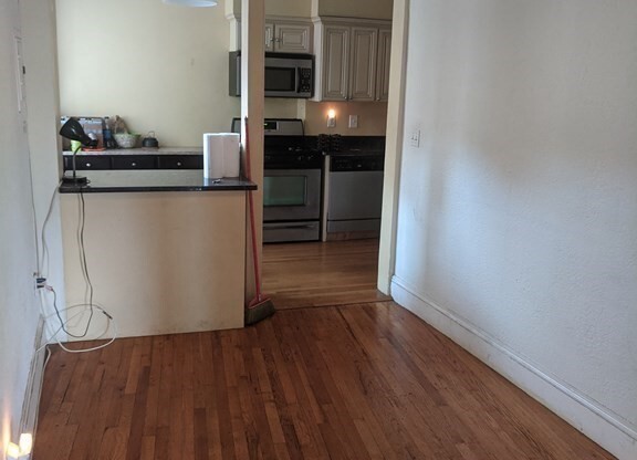 1691 Commonwealth Ave