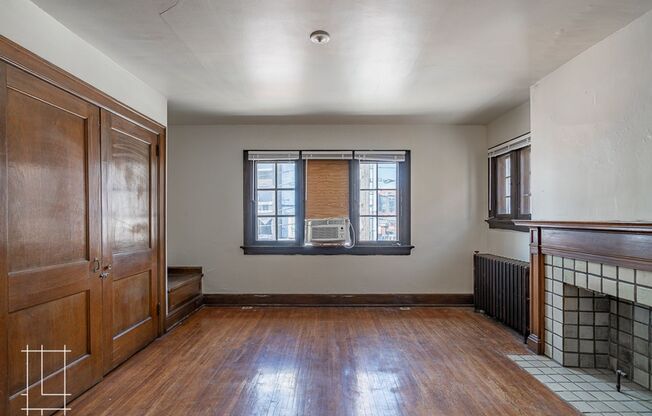 Studio, 1 bath, $915, Unit 29 W. 1st Ave Apt. 6