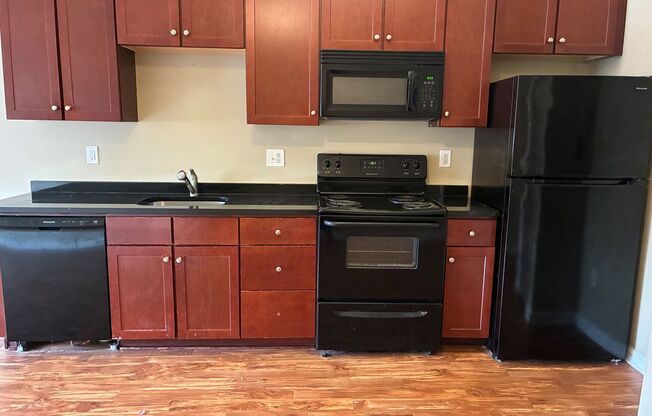 1 bed, 1 bath, 624 sqft, $1,195, Unit Apt 116