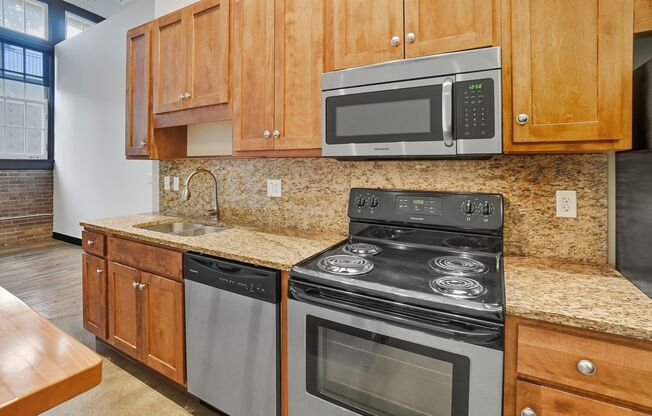 1 bed, 1 bath, 789 sqft, $1,439, Unit 113