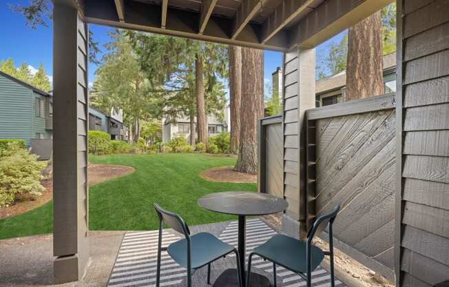 Private Patio at The Lakes in Bellevue, WA 98007