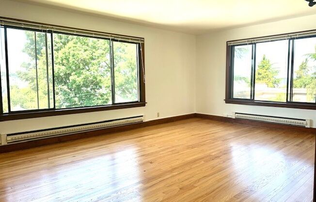 Sir Lancelot Apartments