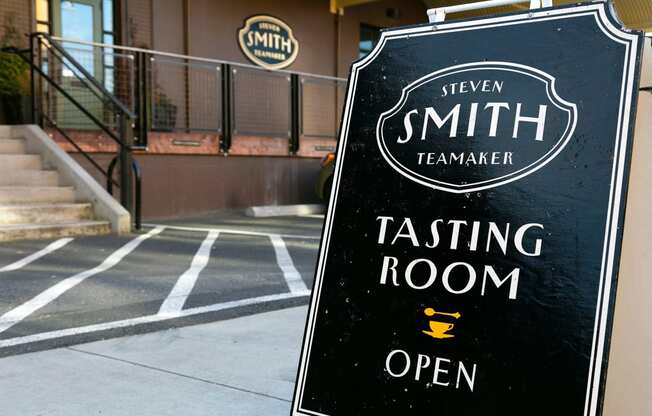 EllaMarie_Photo_ Smith Tea